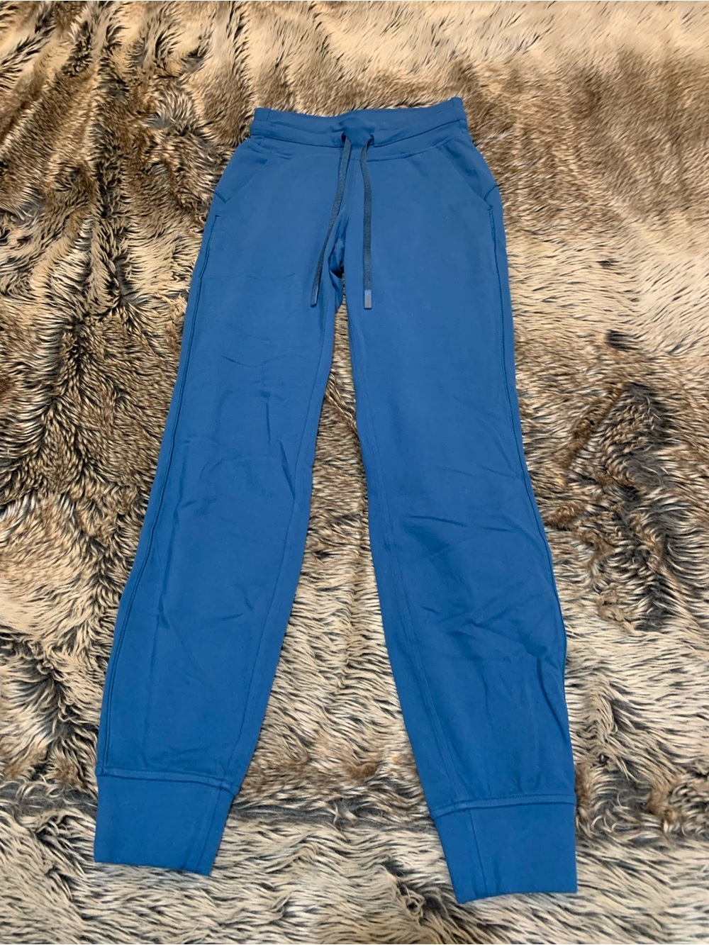 Lululemon Ready to Rulu Jogger 29" Blue Borealis
Size 0